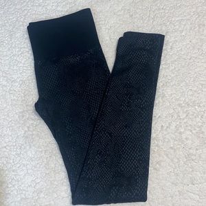 Snake Skin Leggings 🐍